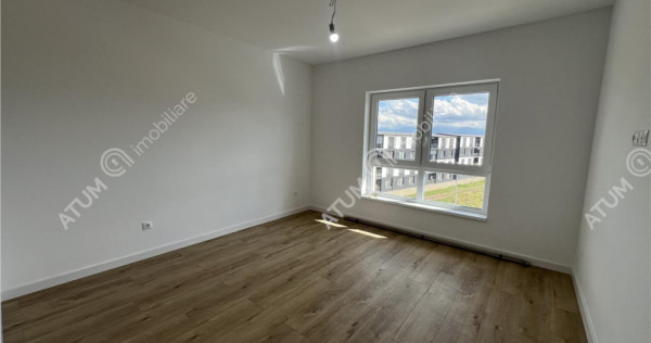 Apartament cu 3 camere si balcon in zona Doamna Stanca din S