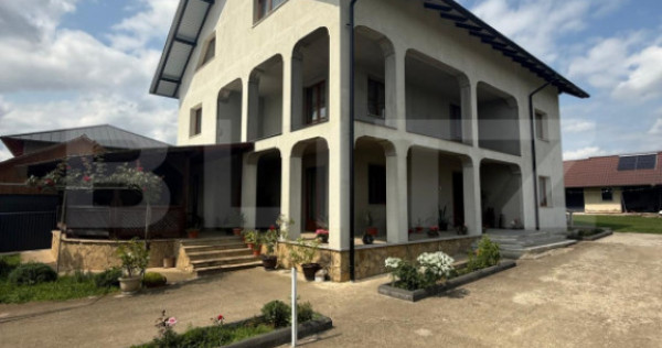 Casa/Vila 450 mp utili, 8000 mp teren + casa in constructie,