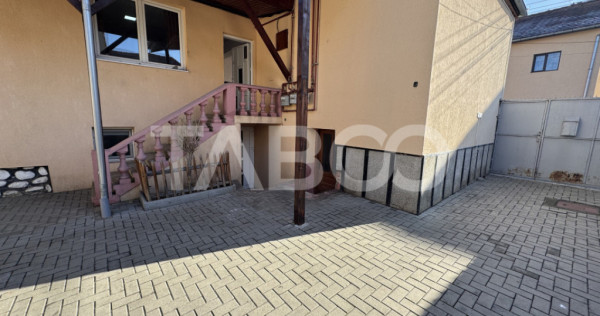 Casa de inchiriat cu 5 camere curte pet friendly Lazaret Sib
