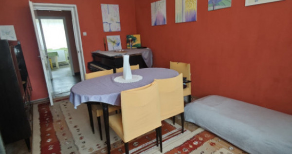 Apartament 4 camere, 2 băi, 70 mp &ndash; zonă verde și lini?