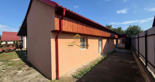 Casa de vanzare in Bacau Saucesti cu potential comercial