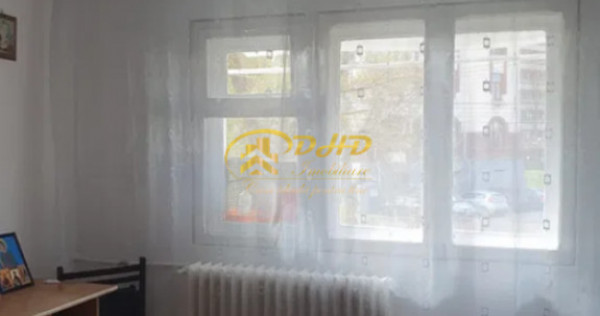 Camera de camin, 1000 de lei, Nicolina, langa Mathaus