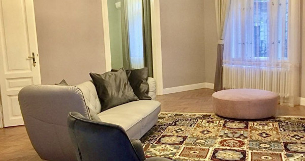 Apartament de 190 mp cu 3 camere de LUX pe Metianu Comisi...