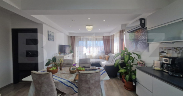 Apartament 4 camere zona Tractorul , luminat decomandat 17 m