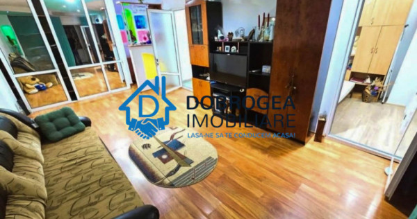 ZONA CENTRALA 2 CAMERE SEMIDECOMANDAT, PARTER