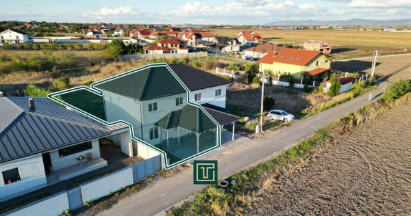 Jumătate de duplex nou cu 4 camere in Vladimirescu