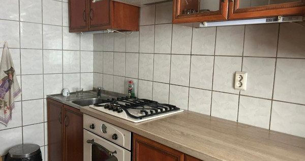 Ap. 3 cam decomandat - GARĂ, acces facil Univ. Al. Ioan Cuza