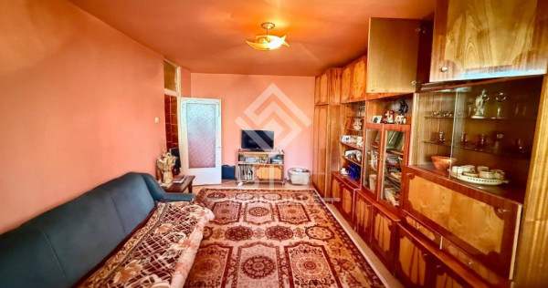 Apartament 3 camere decomandat – 72 mp – Zona Indepen...