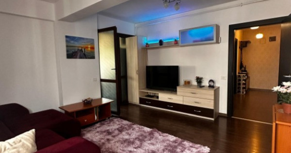 3 camere cu 2 balcoane la Metrou Dimitrie Leonida - Berceni si parcare