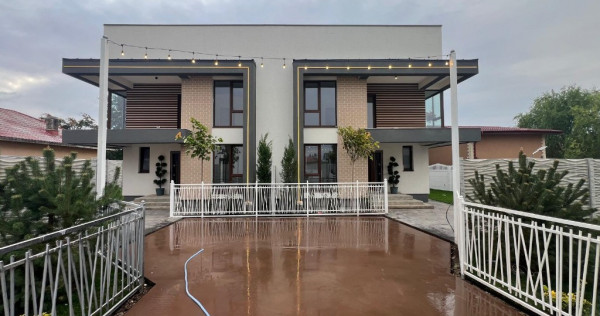 Complex de vile cu 4 / 5 camere / 3 bai