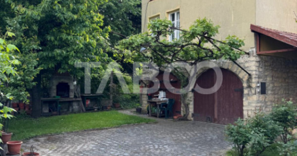 De vanzare casa individuala cu garaj in cartierul Andrei Mur