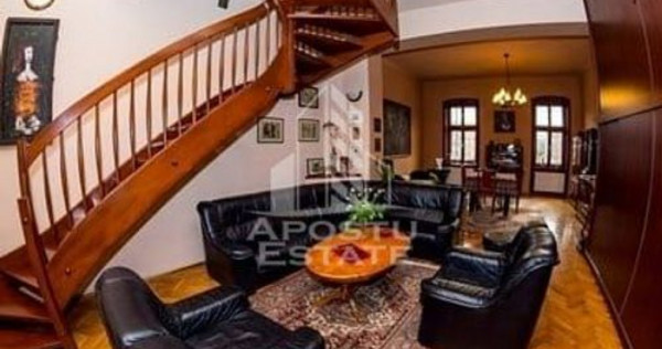 Apartament deosebit pe două nivele în zona Centrala