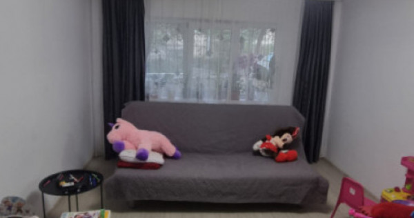 Apartament 3 camere, 64 mp utili, zona Rovine