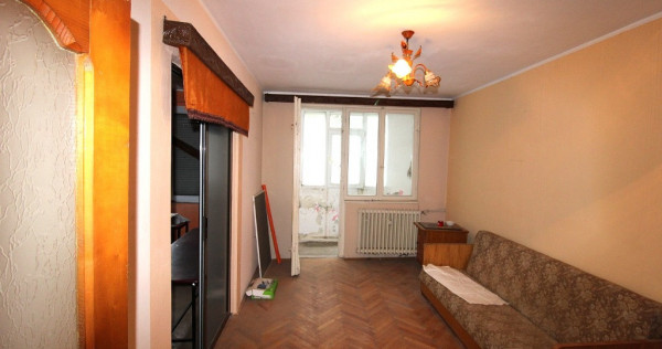 Apartament cu 3 camere in Micro 19