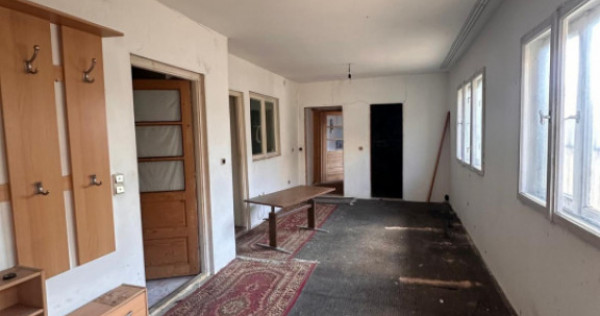 Casa 4 camere, &icirc;n zona Km 5 - Constanta