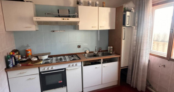 Casă de v&acirc;nzare in zona KM 5, Constanța | 4 Camere | Tere