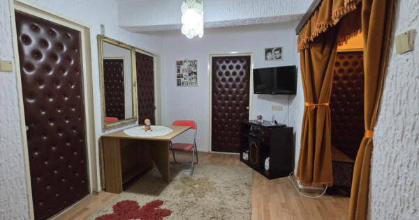 Apartament 4 camere, 83 mp, zona Vest