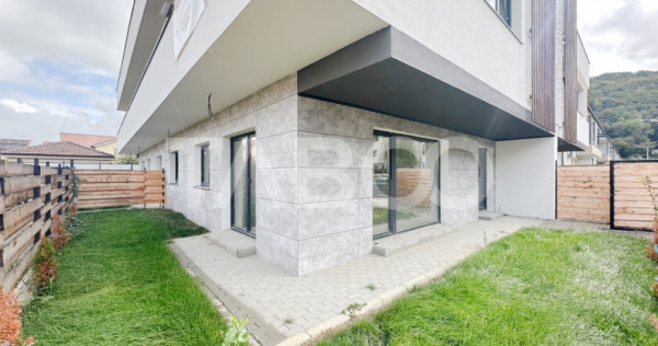 De vanzare casa cu 4 camere loc de parcare in Floresti zona