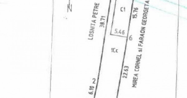 Teren cu casă demolabilă sau renovabila în Valu lui Traia