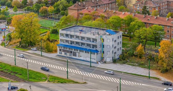 Oportunitate investiție-Clădire cu autorizație hotel ?...