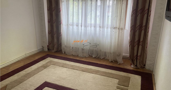 Apartament 3 camere , zona strada Longinescu , 67 mp , decom