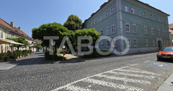 Apartament de vanzare 2 camere pretabil regim hotelier Centr