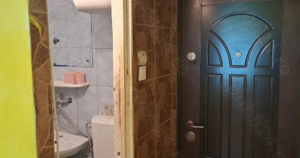 ID 940 De vânzare cameră de cămin Podul de Piatră La doar 1 km de Pala