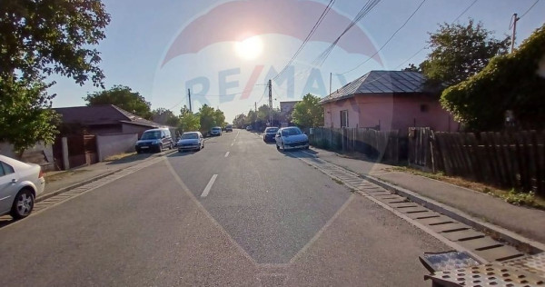 Teren 893mp Carcea / Strada primariei