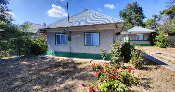 Proprietate cu 2 case în Comuna Mănăstirea, Călărași