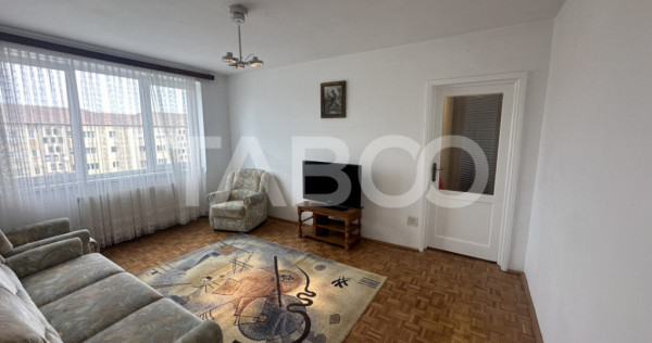 Apartament decomandat 3 camere etaj 4 zona Rahovei Sibiu
