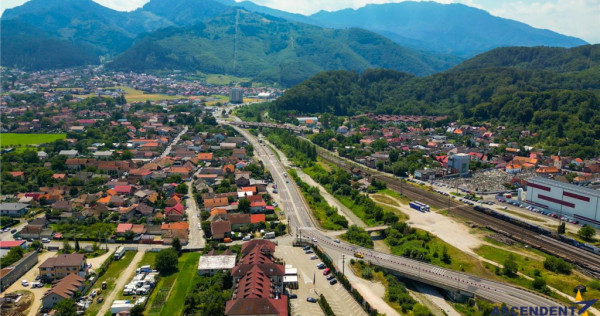 FILM! Ansamblu Rezidential si Comercial - Oportunitate de In