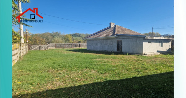 Casa parinteasca se vinde! CE1353