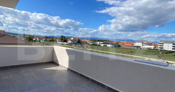 Apartament 3 camere, 101 mp, zona Petrestiului