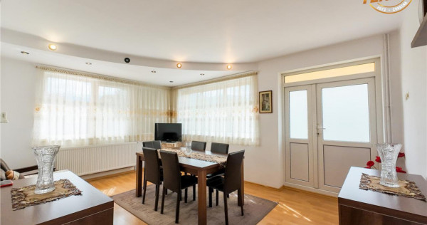 Tur 3D! Resedinta notabila,pe armonios cadru natural,distins