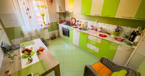 Apartament 2 camere semi-decomandat