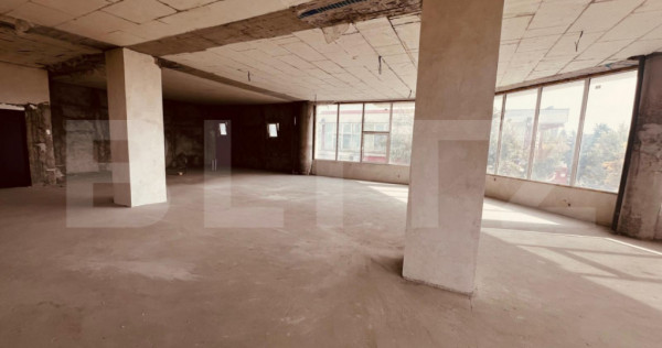 Spatiu comercial, 200 mp, open space
