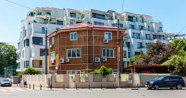 Casă / Vilă în zona Calea Calarasilor, ideal investiti...