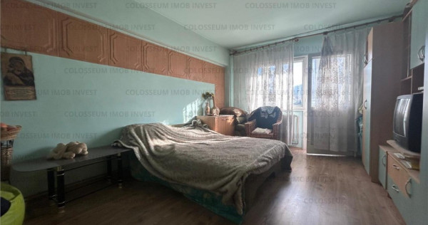 Apartament decomandat, spatios, insorit, etaj 2/4, Tractorul Cerna!