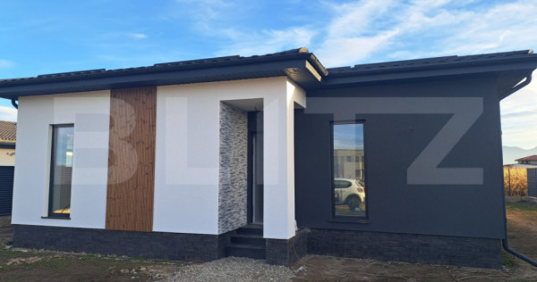 Casă Modernă cu 4 Camere &icirc;n S&acirc;npetru ! Toate utilitatile