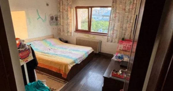 Apartament cu 3 camere de vanzare Nicolina