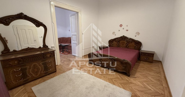 Apartament 3 camere, dressing, zona centrala