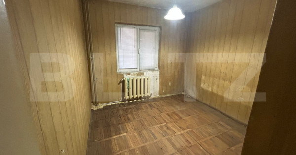 Apartament cu 4 camere, 80 mp, zona CUG