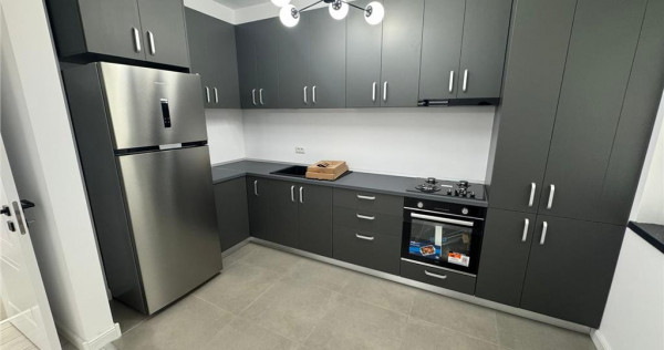 Ap 2 cam de lux, prima , parcare, bloc nou, complex Ozone