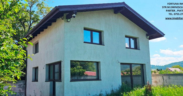 Proprietate D-va Rosie, vila S+P+E si teren