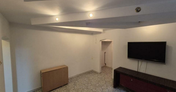 Apartament 3 camere etajul 2 - Sector 4 - Bd. C-tin Branc...