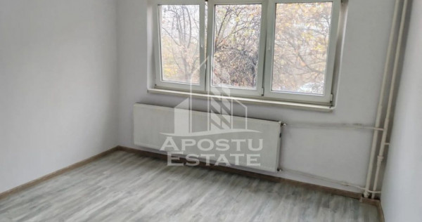 Garsoniera renovata, etajul 1, zona Olimpia Stadion