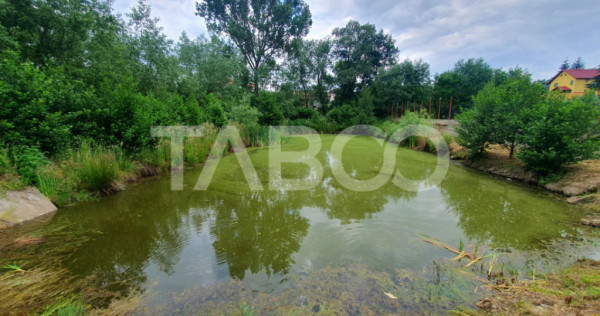 Teren intravilan 1500 mp - parcelabil - utilitati - Front 30