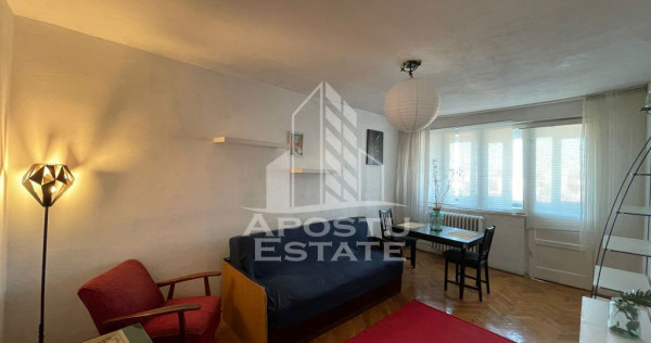 Apartament 2 camere, Semidecomandat, zona Dacia, petfriendly