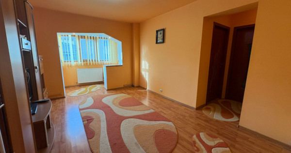 Apartament 3 camere, în Târgu Jiu, Aleea Plopilor