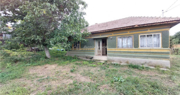 Casa 70 mp, teren 1415 mp , Zarnesti sat Fundeni